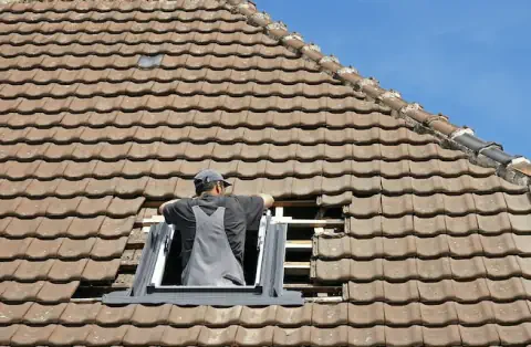 Pose de velux - Fontaine-Bellenger